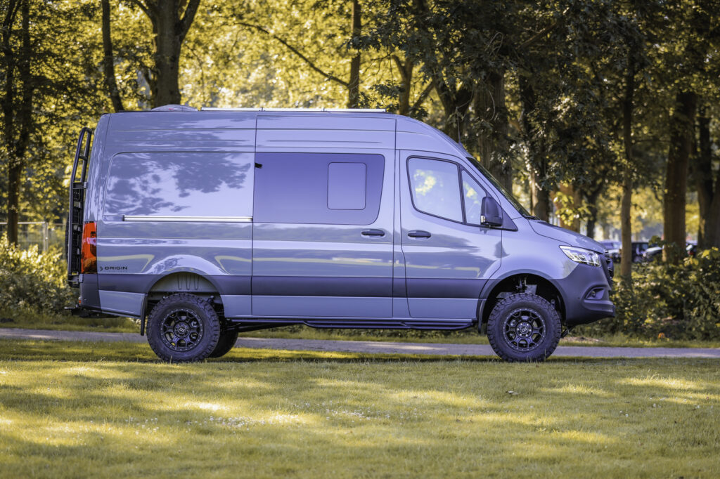 120mm RWD Kit (Sprinter W907) - Elevate Vans