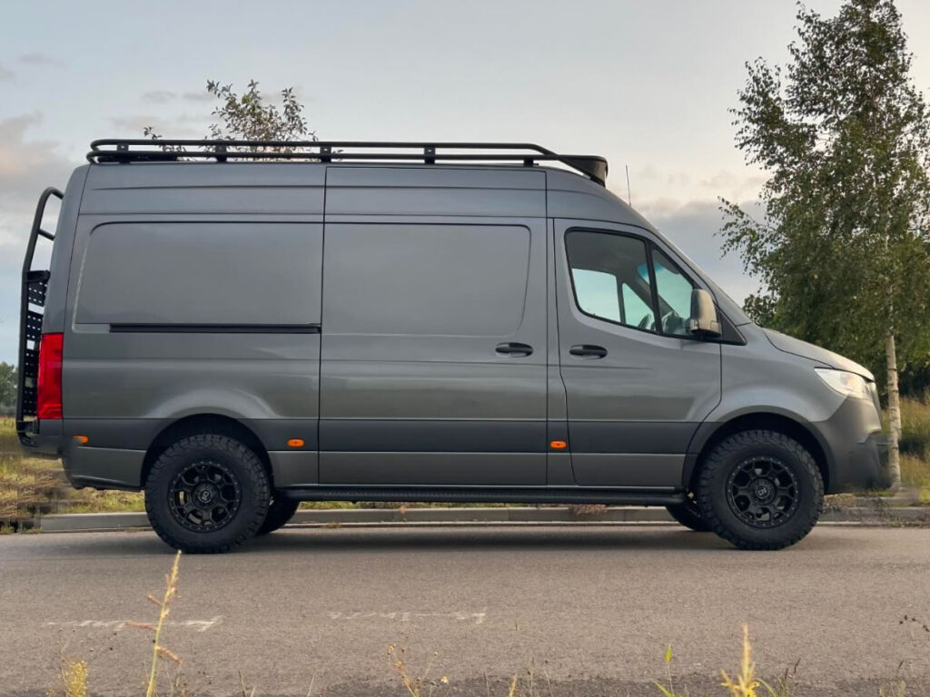 Jointer Rwd Van 50mm RWD Kit + Shocks (Sprinter W907) - Elevate Vans